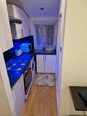 Cosy Studio Apartment In FULHAM - Housity