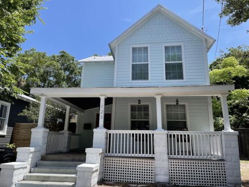 Updated Red Door Revival in Downtown Saint Augustine - Housity
