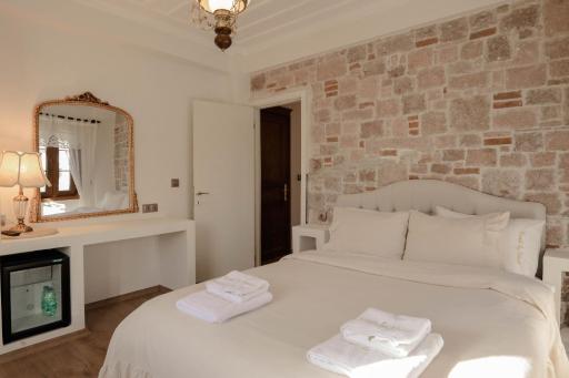 Vrodi By House - Housity