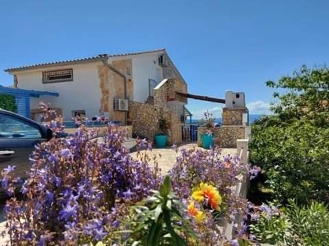 Apartmani Omišalj - Housity