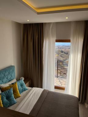 Milmari Golden N LUX 62 - Housity