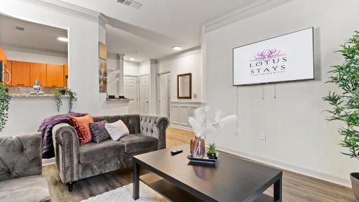 “Essence” Condo in Buckhead - Housity