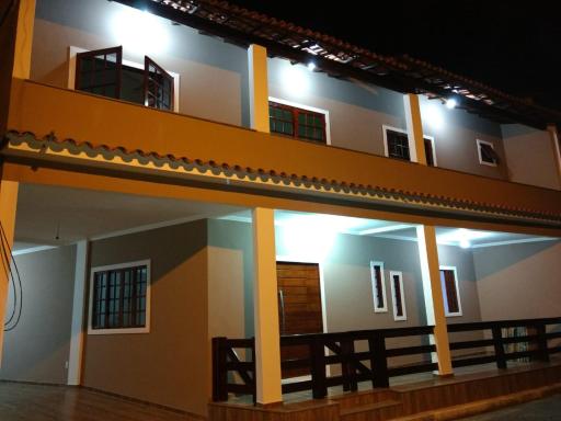 Suítes Pé na areia Angra - Housity