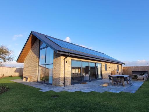 Bailgate Barn, Ashlin Farm Barns - Housity