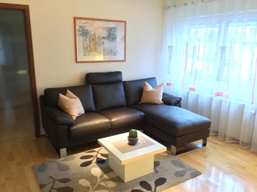 Ferienwohnung Huttenstrasse 22C - Housity
