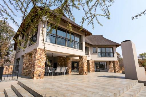 The Zircon House 106 - Housity