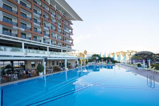 Sirius Deluxe Hotel - Housity