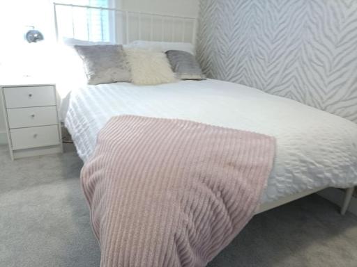 Bourne Street Apartments No 3- 1st floor studio apartment near the beach - Housity