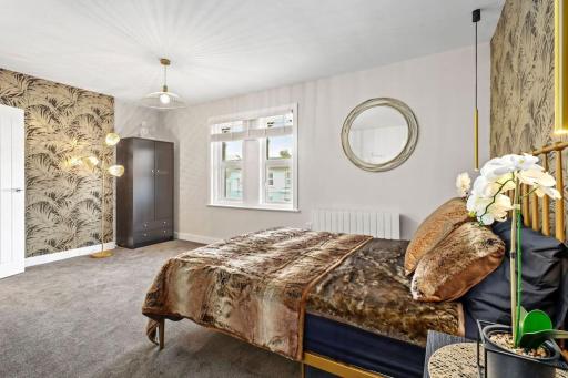 Bourne Street Apartments No 6 - 2nd floor ensuite room near Beach - Housity
