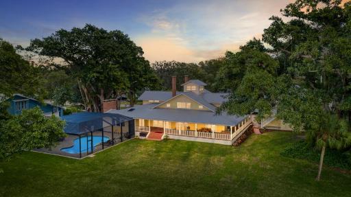 PLANTATION HOUSE on Palma Sola Bay Private Pool And Boat Dock home - Housity