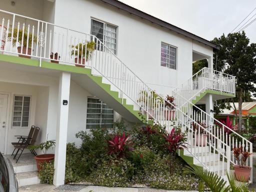 Apt 2 Stylish 2 bed cosy and comfortable - Housity