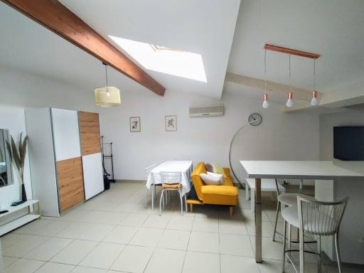 Le Charmant Citron - Housity