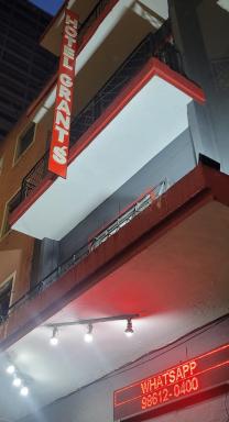 Grants Hotel - Housity