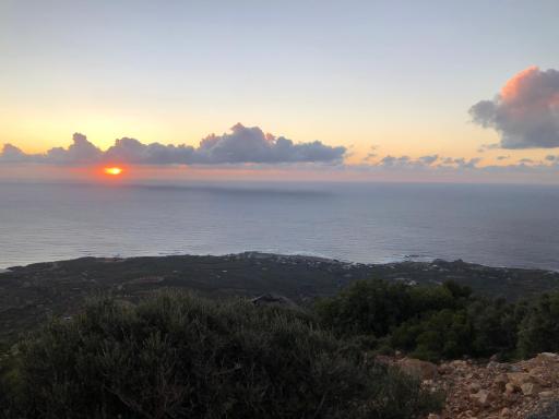 ARETI Sea View Mountain Cottage - Housity