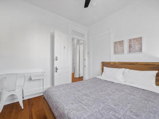 Bloomfield/Shadyside @J Bright and Cozy Private Bedroom with Shared Bathroom - Housity