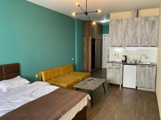 Cozy Apartment near Gondola Lift - Housity