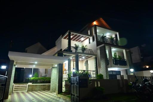 Moon villa - Housity