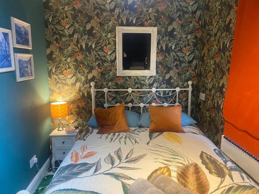 Central city 1 bed apartment - Housity