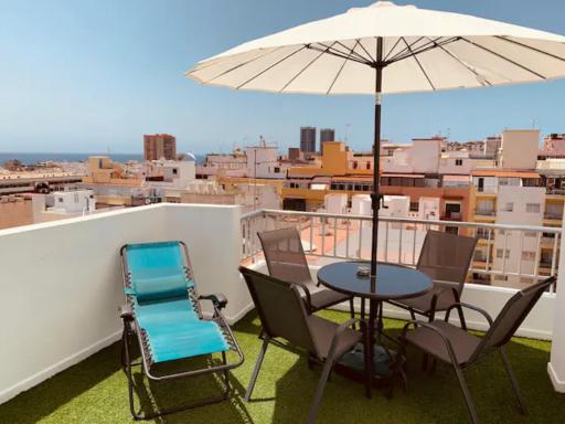 ATICO CON TERRAZA, CENTRO DE SANTA CRUZ DE TENERIFE - Housity