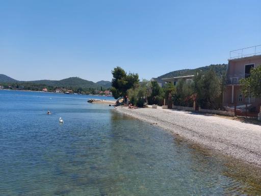 Apartment by the Beach - Housity