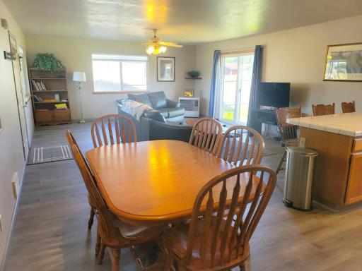 Hofer Beach Retreat - Housity