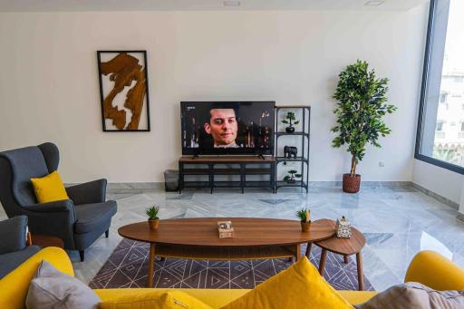 The Bright loft at Ar Rawdah district. - Housity