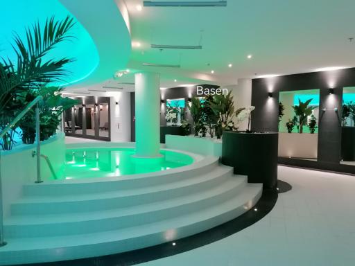 Szczecin Hanza Tower APARTMENT-BASEN - Housity