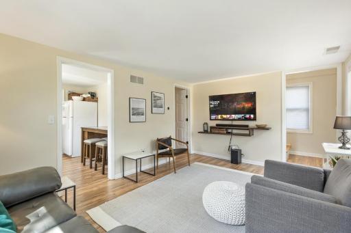 Perfect Location Walk to MSU Campus High End Mattresses Fast Wi-Fi - Housity