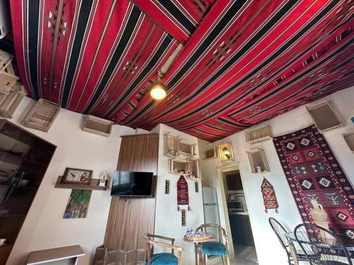 Antica old apartment al-lwebdeh - Housity