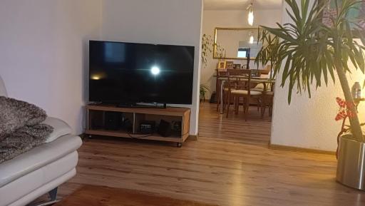 Lovely 2-Bedroom vacation home with nearby Parking - Housity