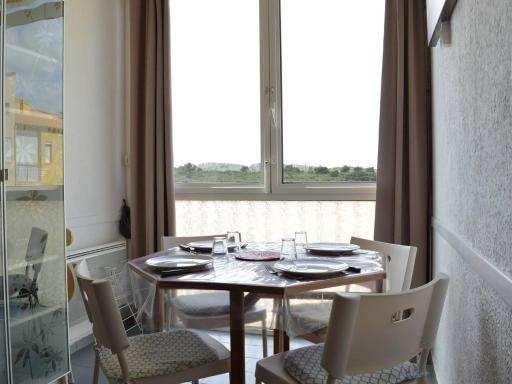 2 Pièces Mezzanine avec Piscine, Tennis, Loggia Vue - 800m Plage, Saint Pierre la Mer - FR-1-229D-95 - Housity