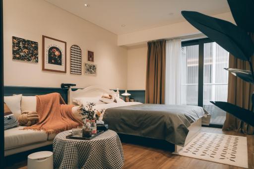 Lansho B&B Futian Zhongzhou Bay Branch - Housity