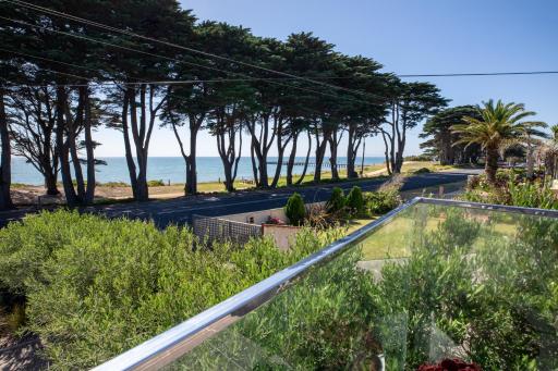 Luxurious 4 Bedroom House with Stunning Beach view in St Leonards - Housity