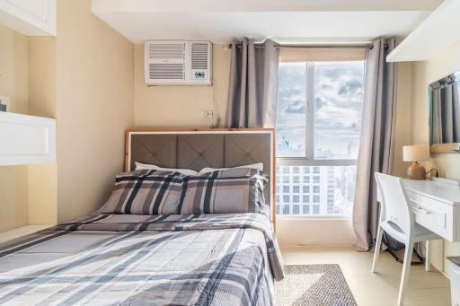 Avida Towers Cebu 2017, Fast wifi 195mbps, Netflix 50in Smart TV - Hizvo