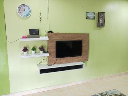 Ali Homestay Desa Permai Bukit Kuang - Housity
