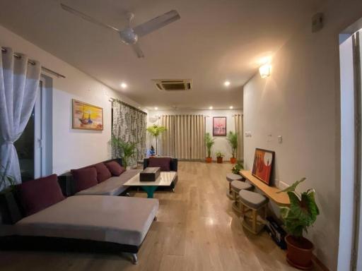 Maison Marie with front beach view - Housity