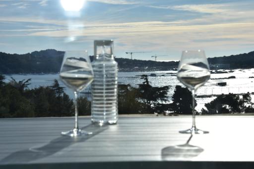 Studio avec vue mer et terrasse - Housity