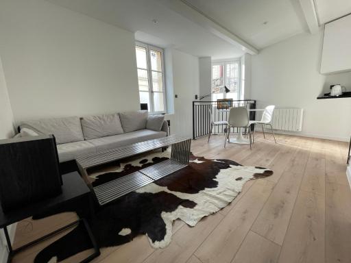 le loft bleu - un atelier-cocon élégant & central - Housity