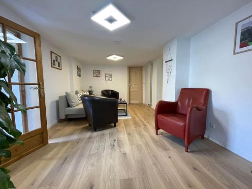 Schöne Ferienwohnung mit Jacuzzi in Hinterzarten - Housity