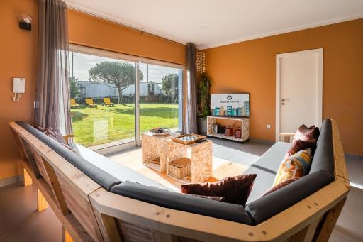 Beachfront Villa In Esposende - Housity