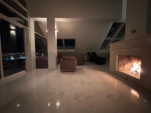Big Villa centrally located in Reykjavik - Housity