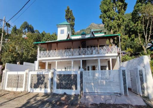 BluSalzz Villas - The Green Roof, Bhimtal - Uttarakhand - Housity