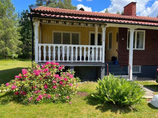 typical Swedish cosy holiday house in Målilla, Småland - Housity