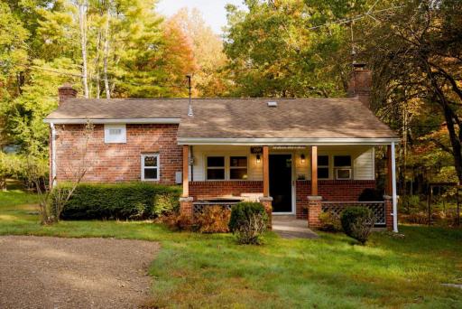 Coon Creek Cottage minutes from National Forest - Housity