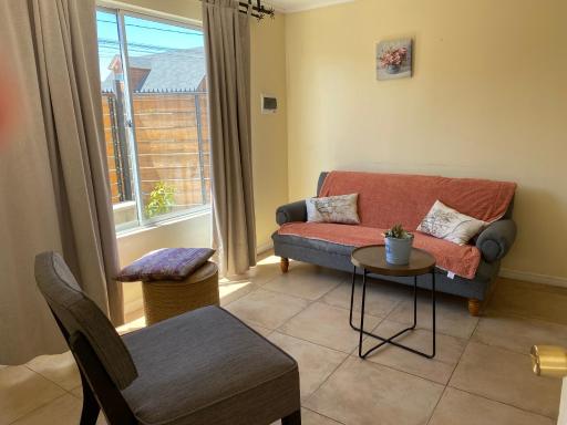 Encantadora casa particular con vista al parque - Housity