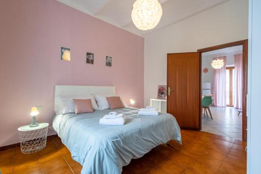 La Verde Rosa - Casa vacanze a due passi dal lago - Housity