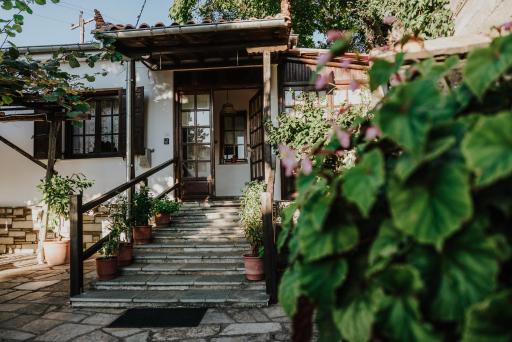 Traditional House In Portaria - Housity