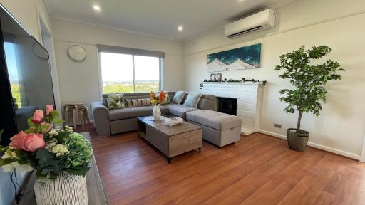 Morwell Pet friendly 3 BRMS Rental home Free Wi-fi - Housity