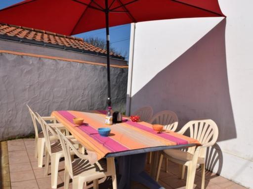 Maison près de la plage avec jardin clos, terrasse et plancha - 5 couchages - FR-1-224B-121 - Housity