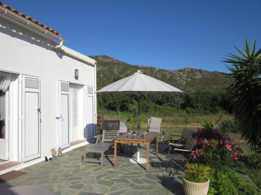 Villa avec piscine a Saint Florent 350 m² vue mer et montagne - Housity